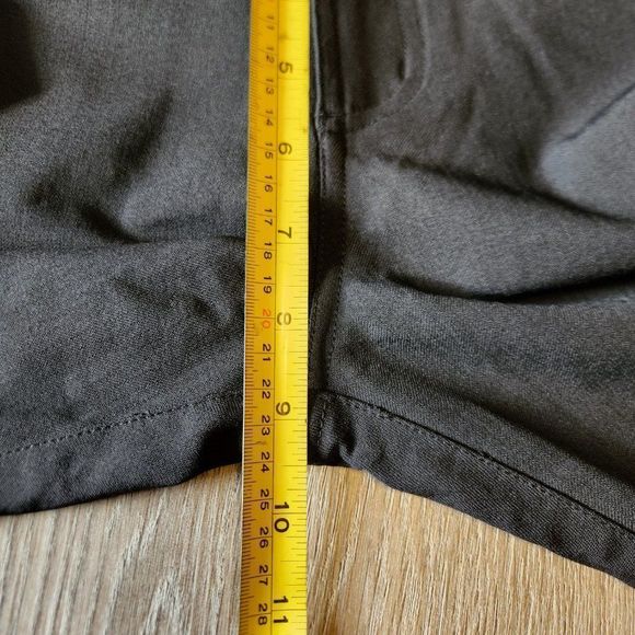 Lululemon Everyday Pant - Picture 7 of 10